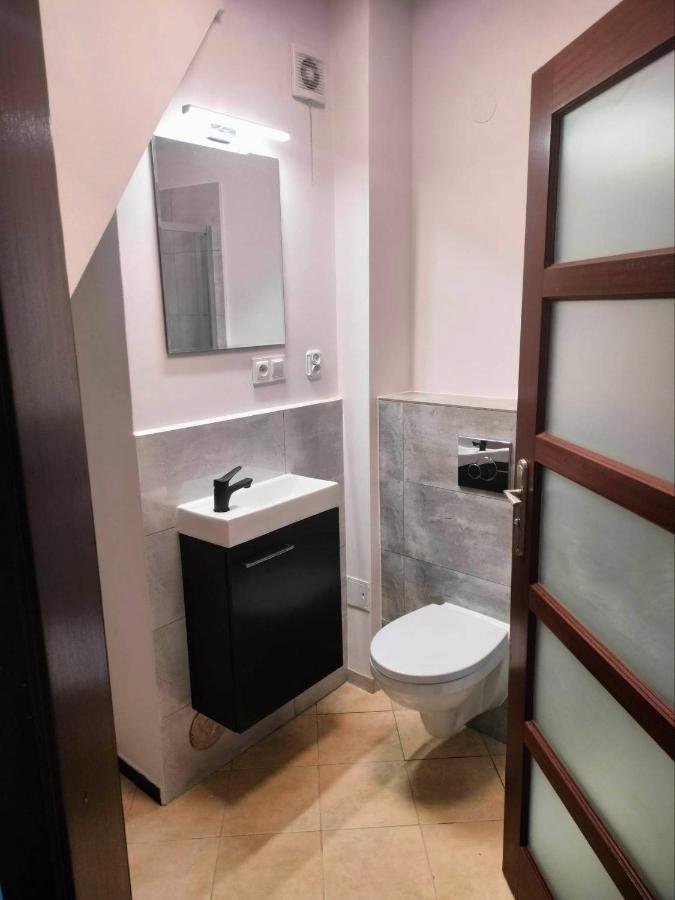 Urocze Studia W Lomiankach, 1- Z Sauna I Tarasem, 2- Z Kominkiem, 3- Ekonomiczne, 7Km Metro Mlociny Warszawa Ломянки Экстерьер фото