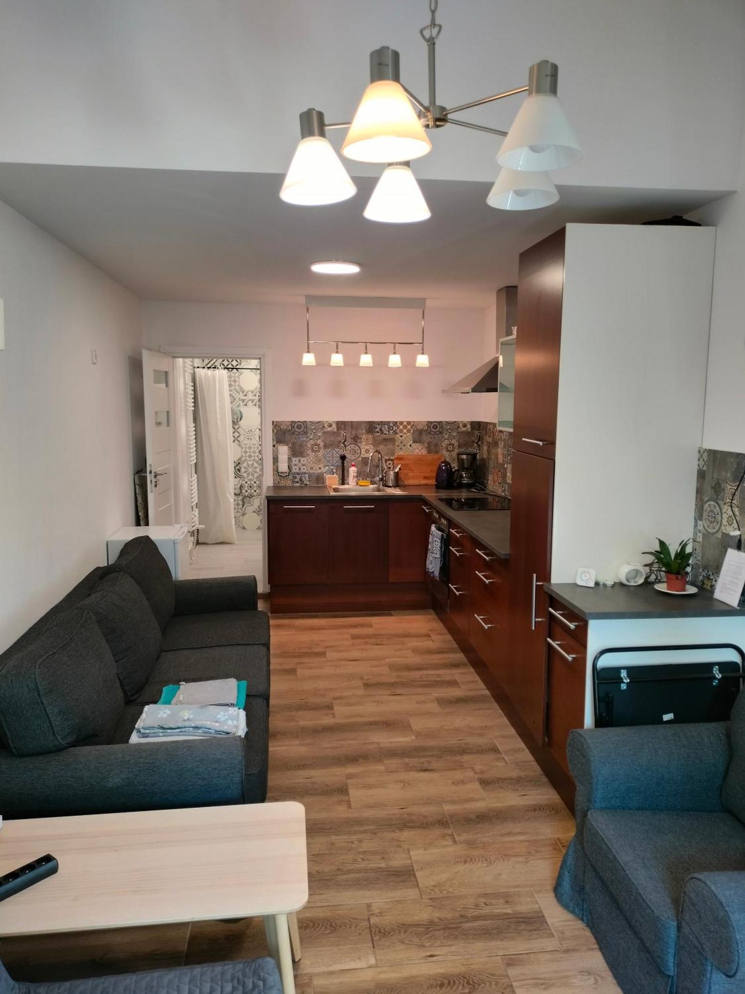 Urocze Studia W Lomiankach, 1- Z Sauna I Tarasem, 2- Z Kominkiem, 3- Ekonomiczne, 7Km Metro Mlociny Warszawa Ломянки Экстерьер фото